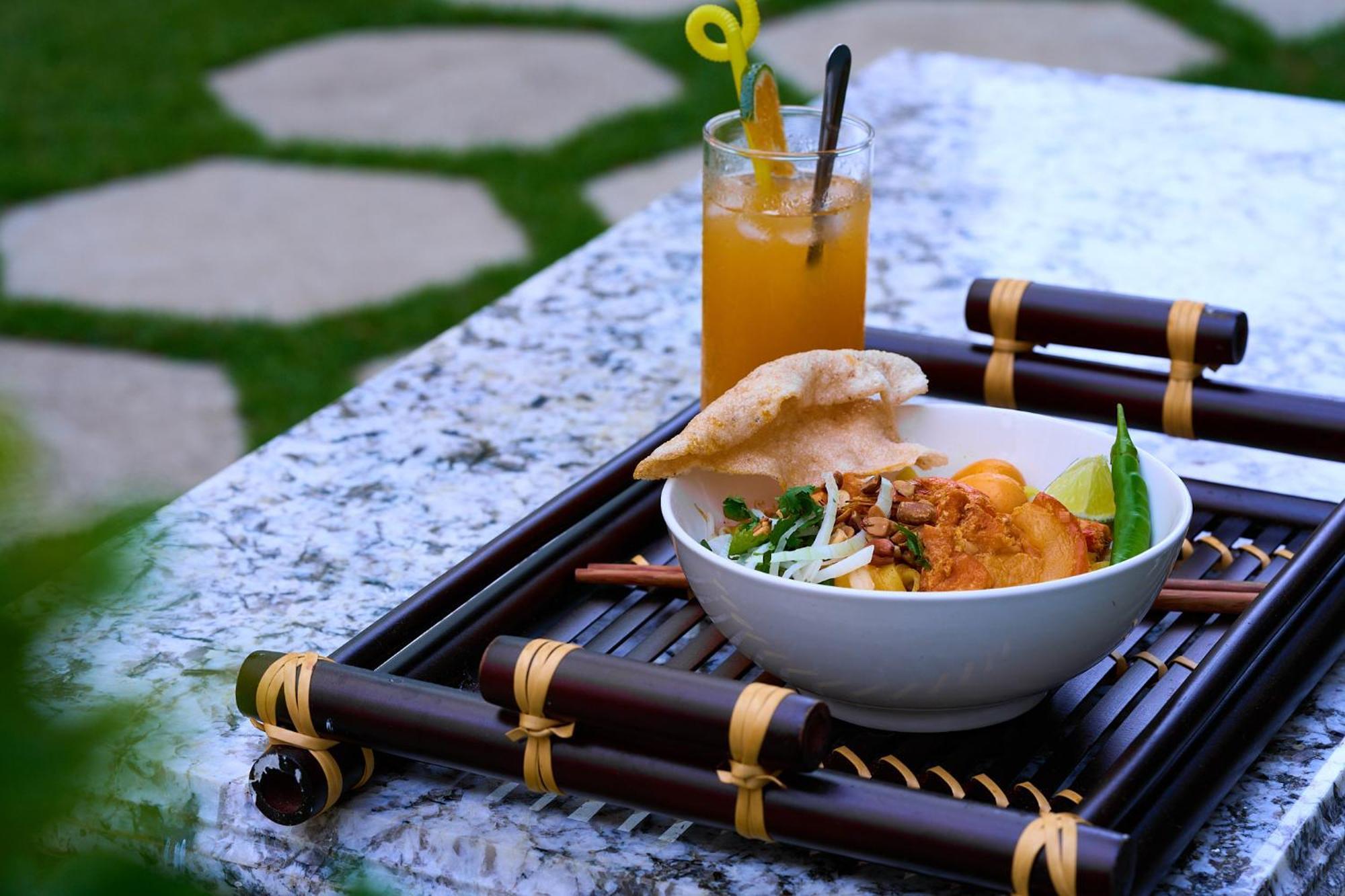 Hoi An Legend Charm Boutique Hotel ภายนอก รูปภาพ